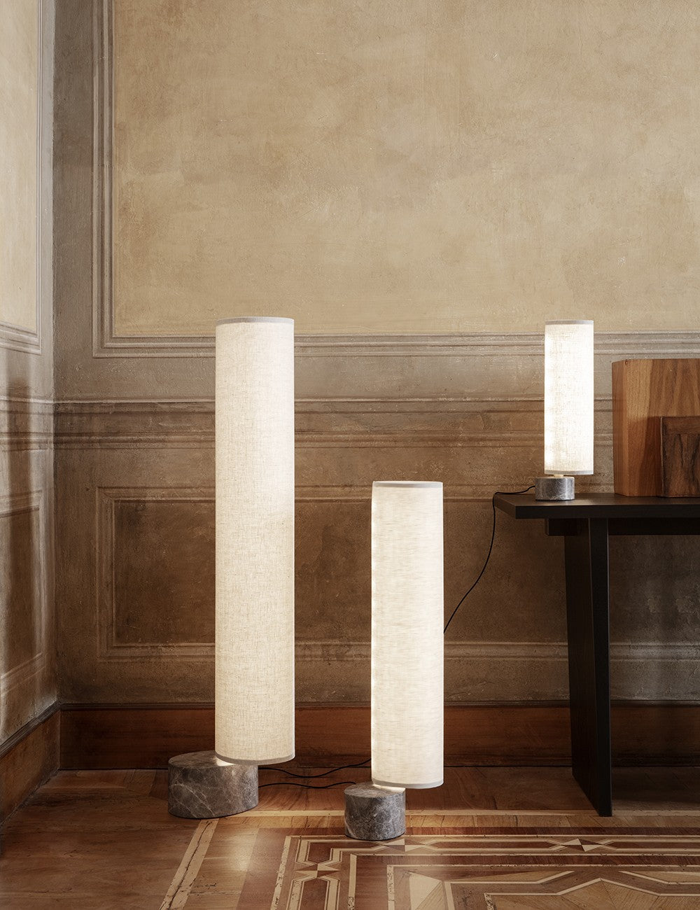 UNBOUND FLOOR LAMP 80
