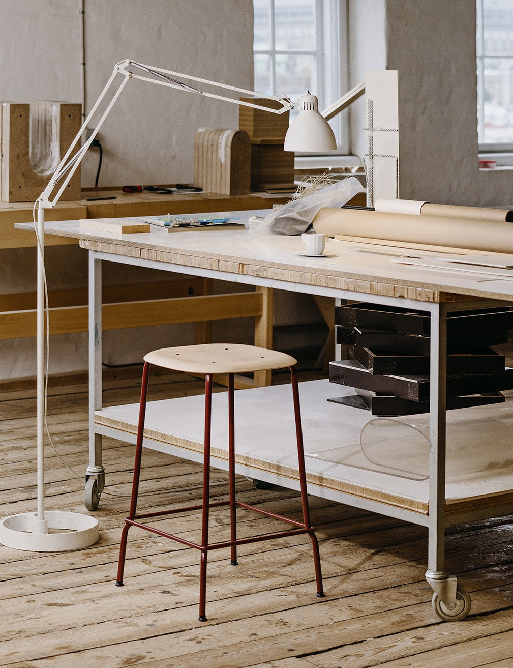 SOFT EDGE 80 BAR STOOL LOW