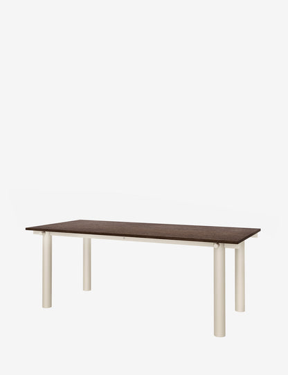 Atura dining table