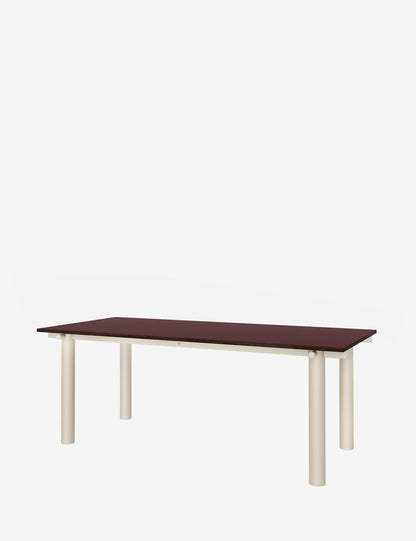 Atura dining table
