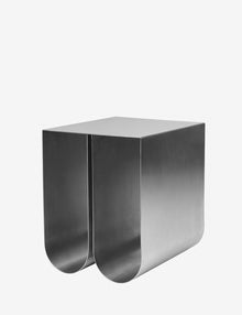CURVED TABLE
