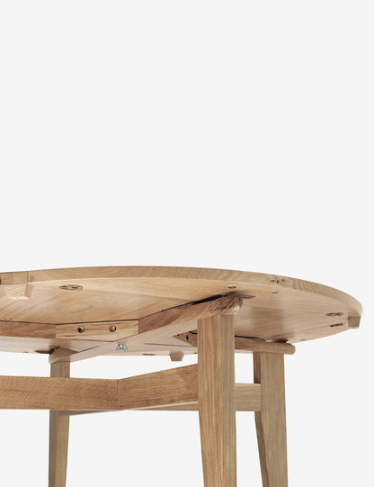 GASCOIN DINING B-TABLE