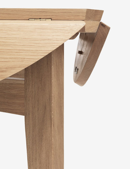 GASCOIN DINING B-TABLE