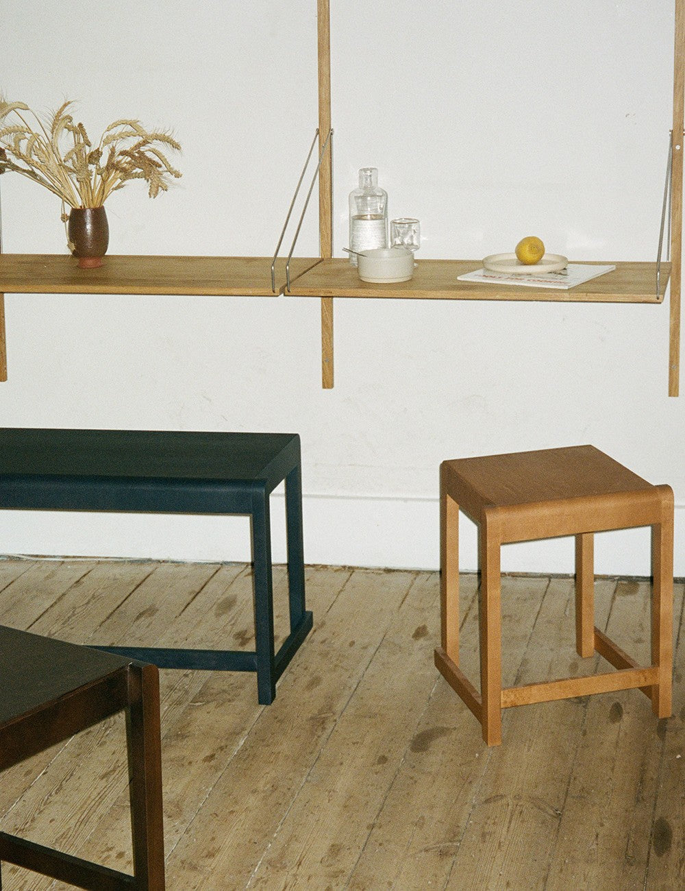 LOW STOOL 01