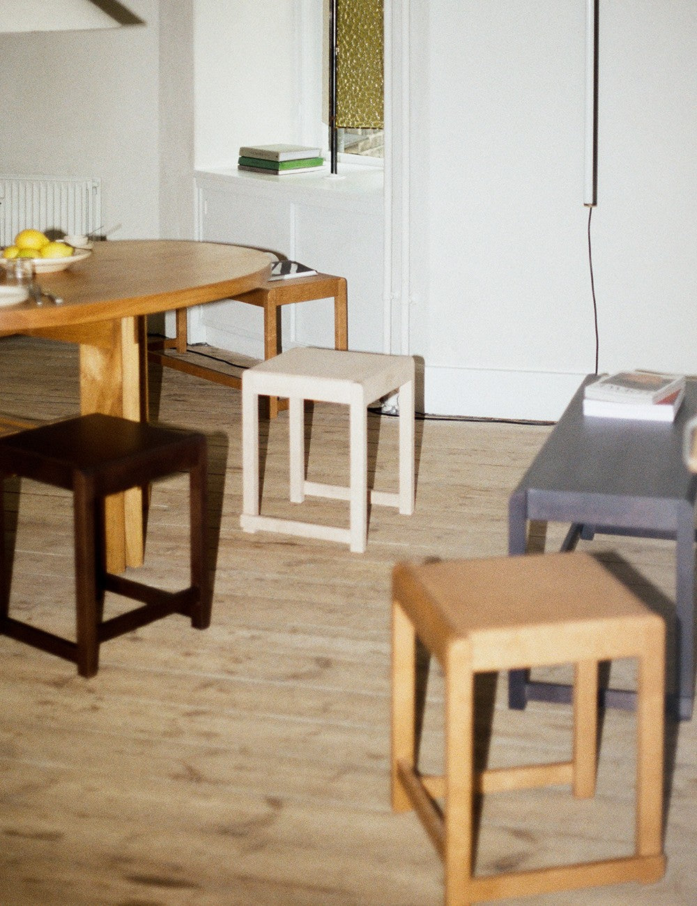 LOW STOOL 01