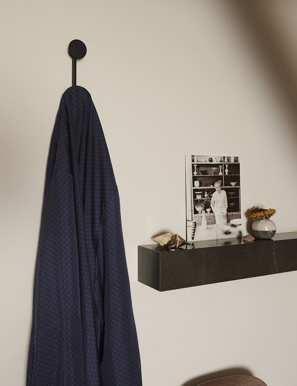 PLINTH SHELF