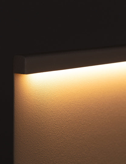 LBM TABLE LAMP