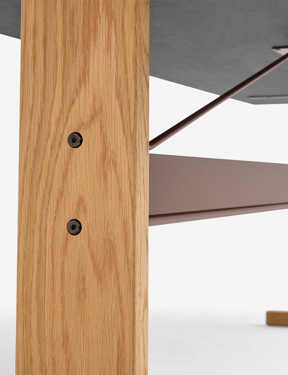PASSERELLE DINNING TABLE 300