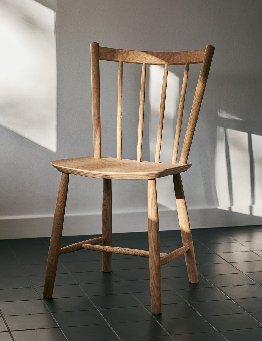 J41 chair J-Series