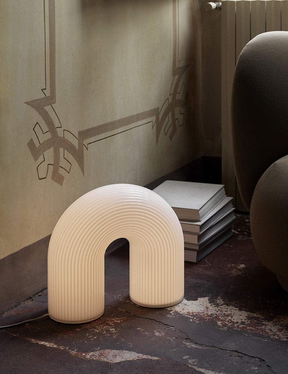 VUELTA FLOOR LAMP