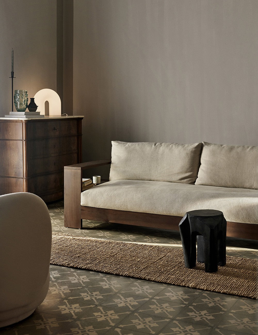 VUELTA FLOOR LAMP
