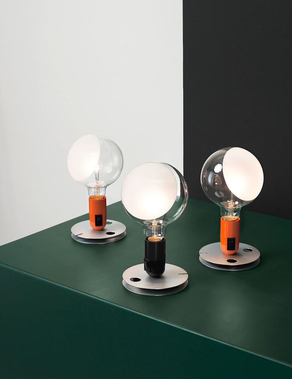 Lampadina table lamp