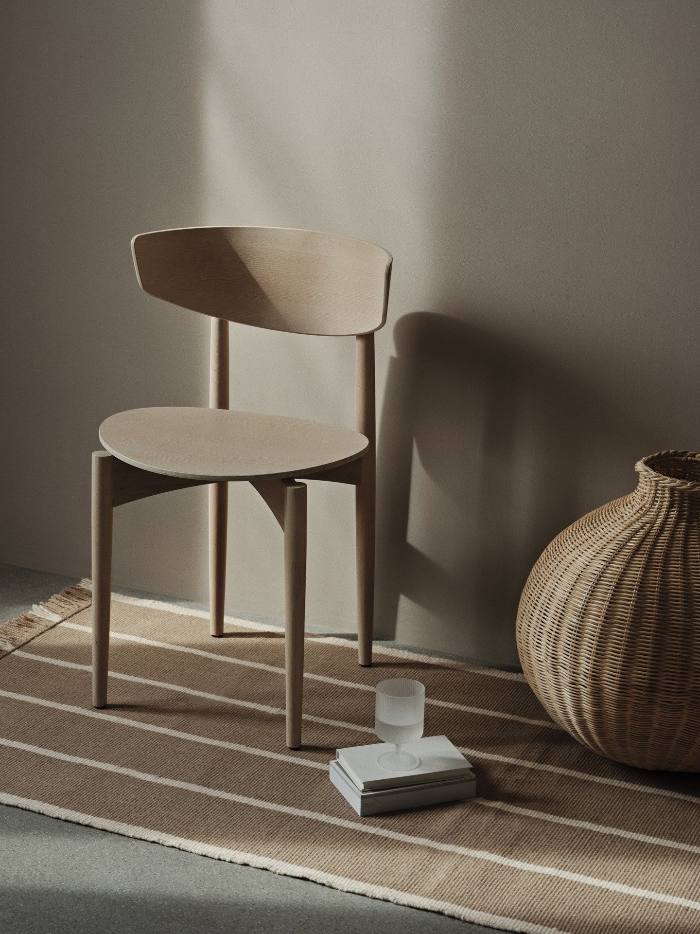 HERMAN CHAIR