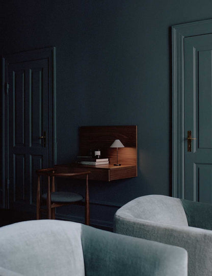 TANA WALL MOUNTED DESK