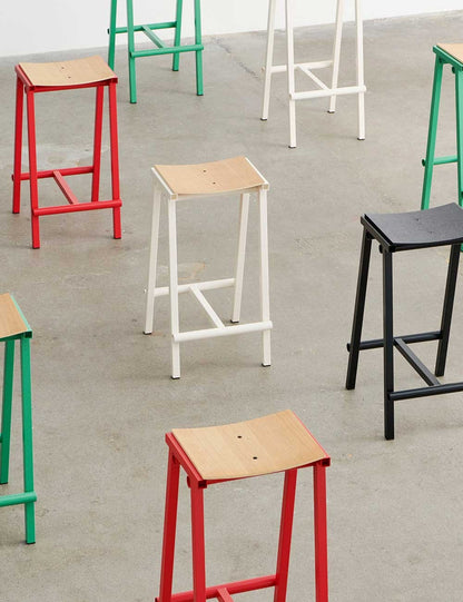 TABURETE 8 BAR STOOL H75