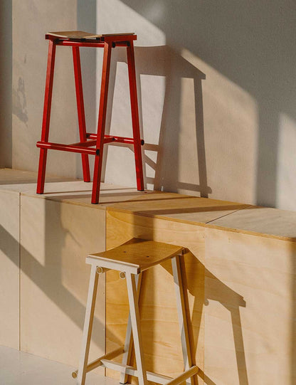 TABURETE 8 BAR STOOL H75
