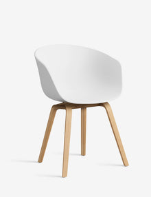 AAC 22 chair