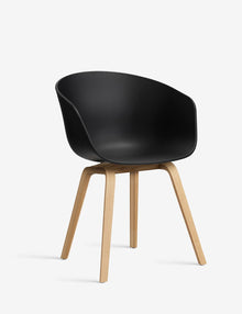 AAC 22 chair
