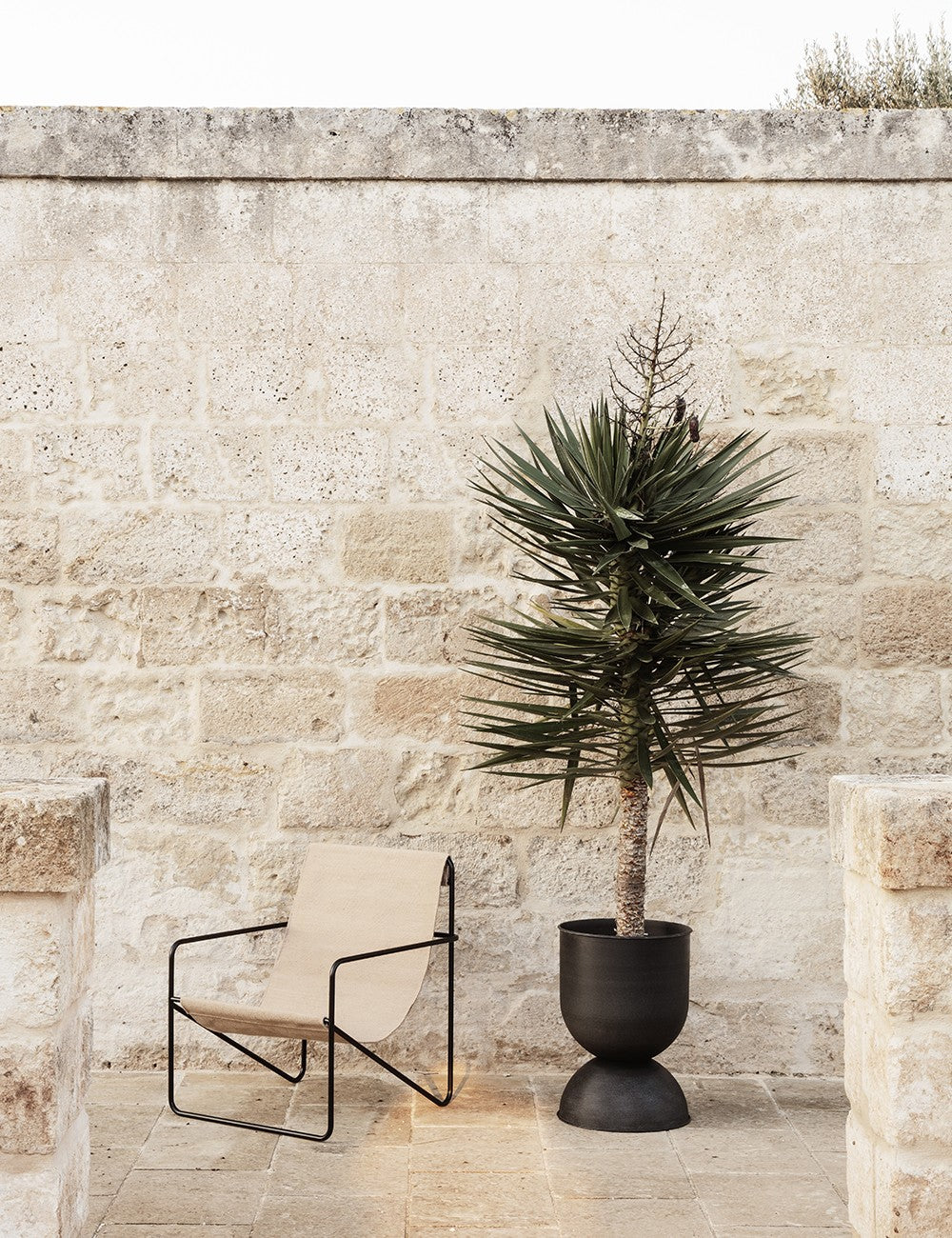 DESERT LOUNGE CHAIR SAND