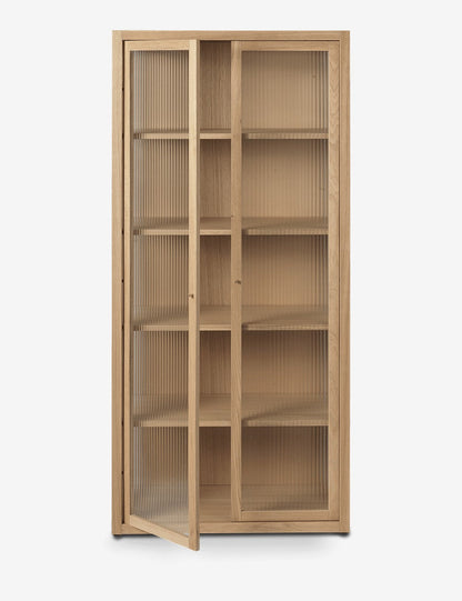 REED VITRINE