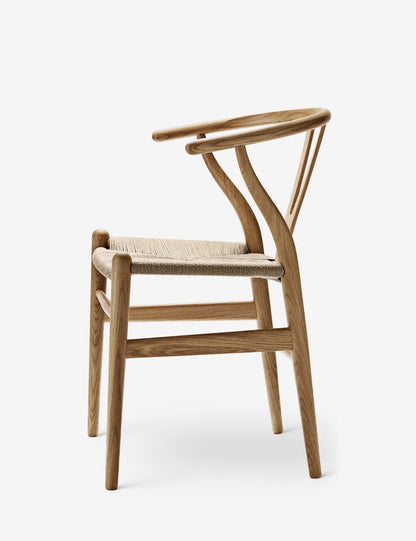 CH24 Whisbone oiled oak
