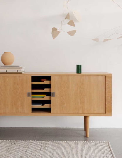 CH825 CREDENZA