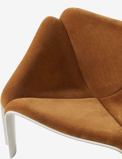F300 LOUNGE CHAIR