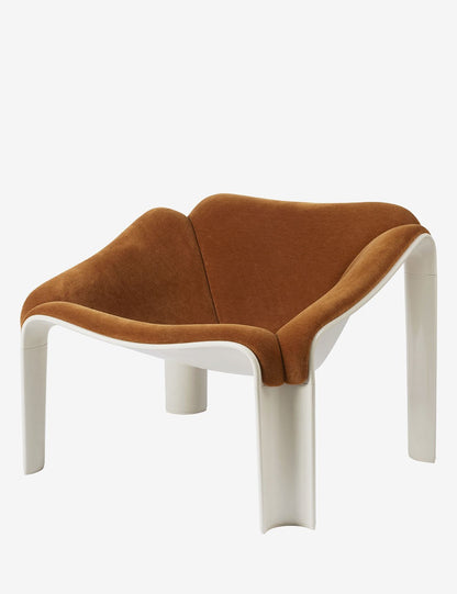 F300 LOUNGE CHAIR