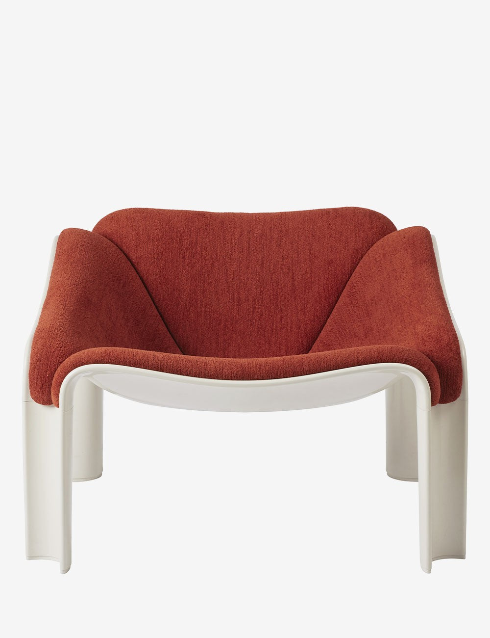 F300 LOUNGE CHAIR