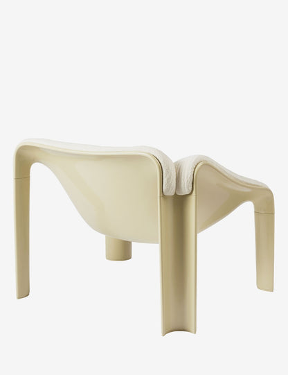 F300 LOUNGE CHAIR