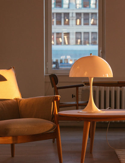 Panthella 400 table lamp