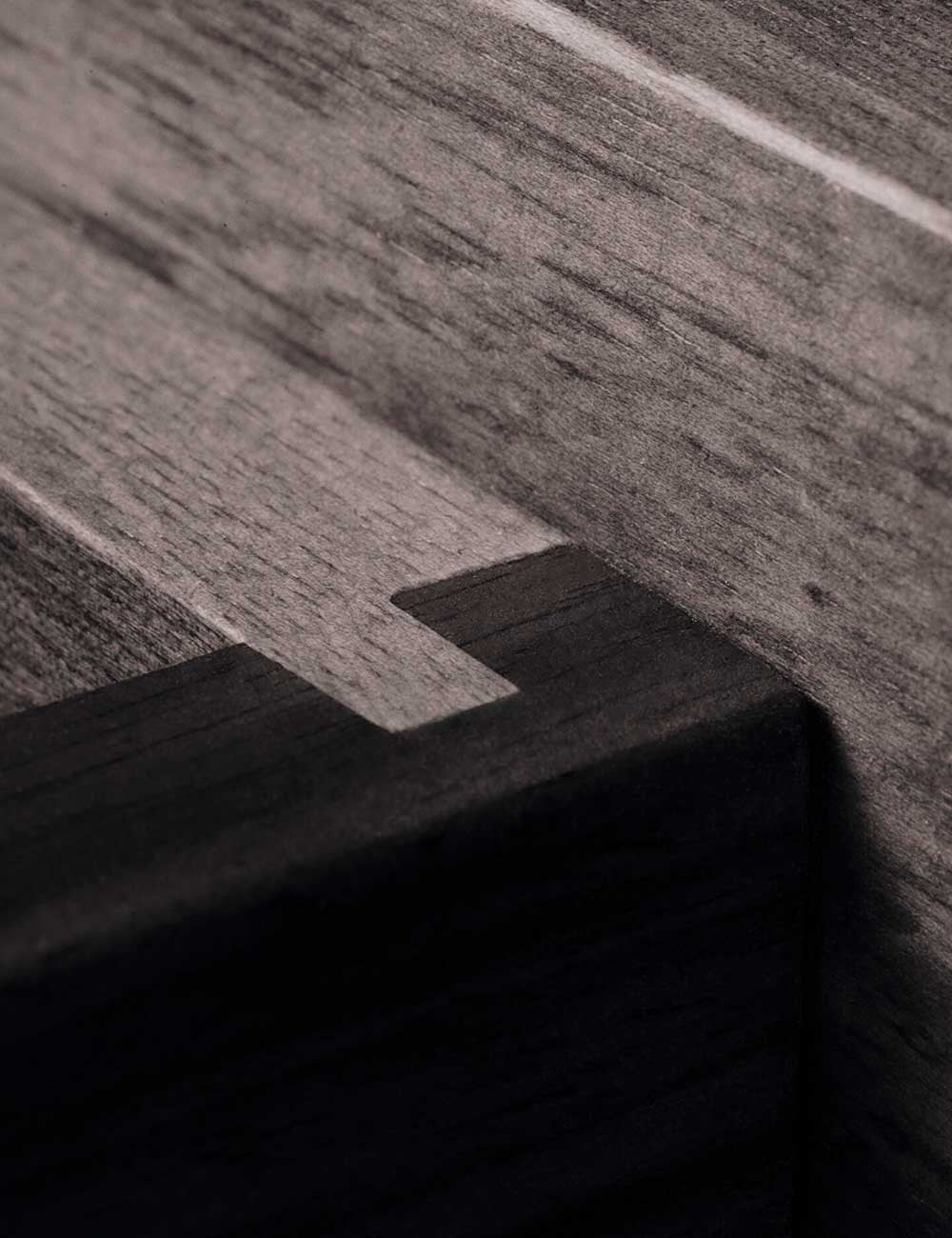 FEVE TABLE