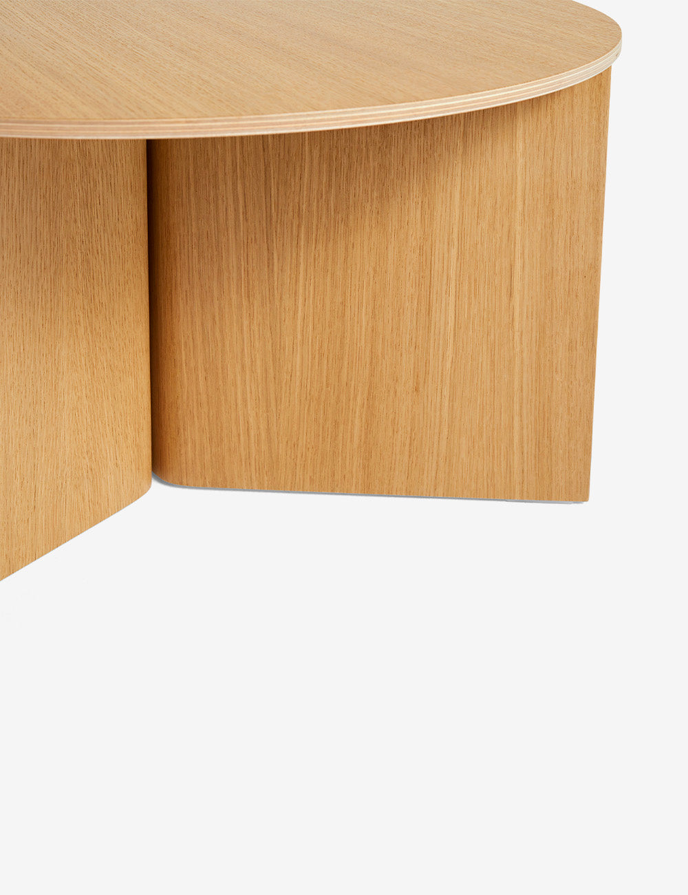 Slit wooden table Ø65