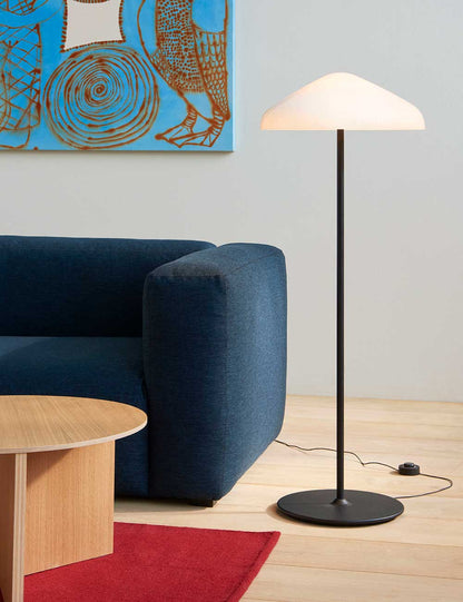 Slit wooden table Ø65