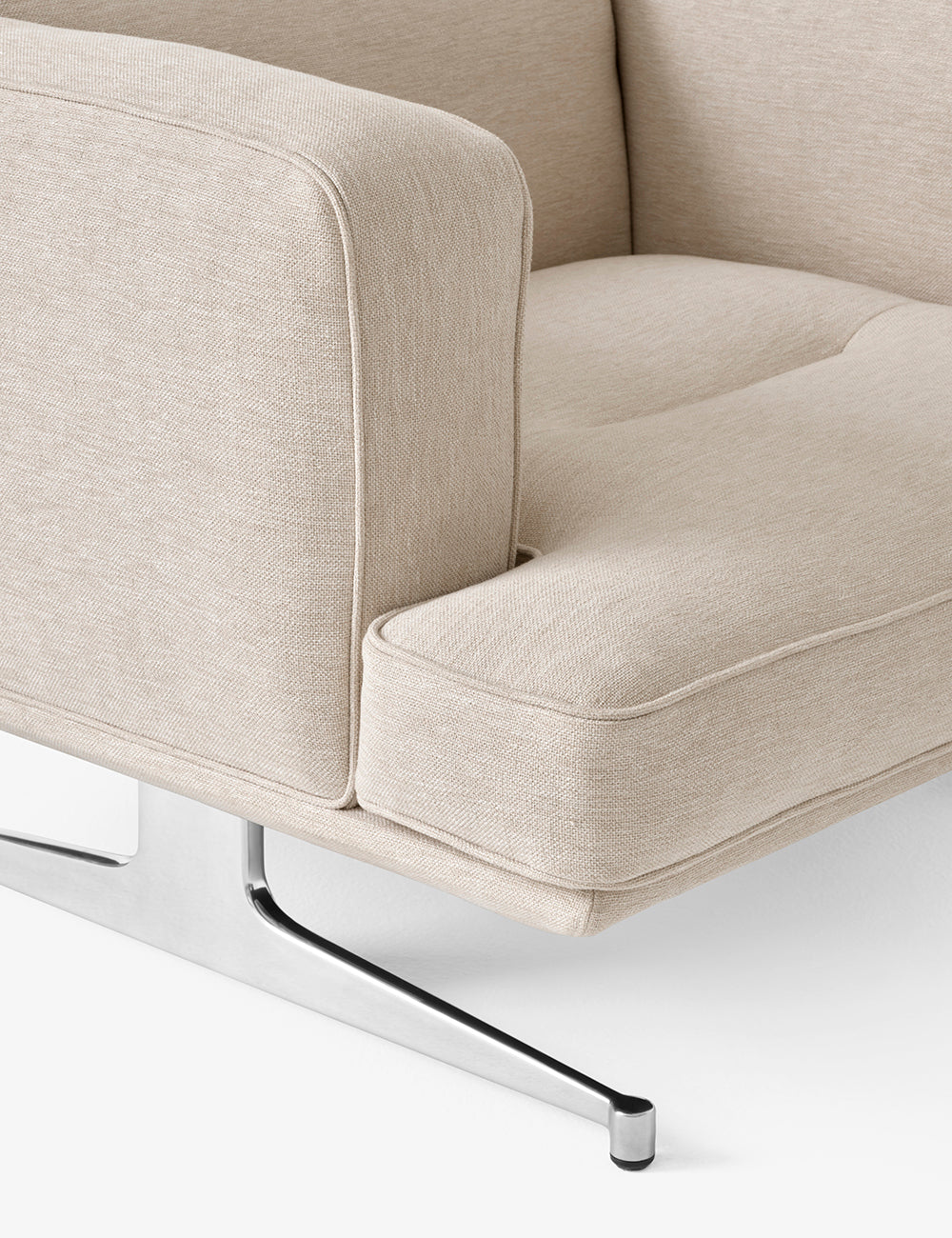 Inland Lounge Chair AV21