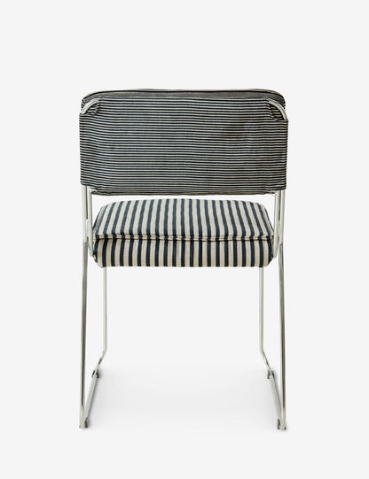Endless dining chair