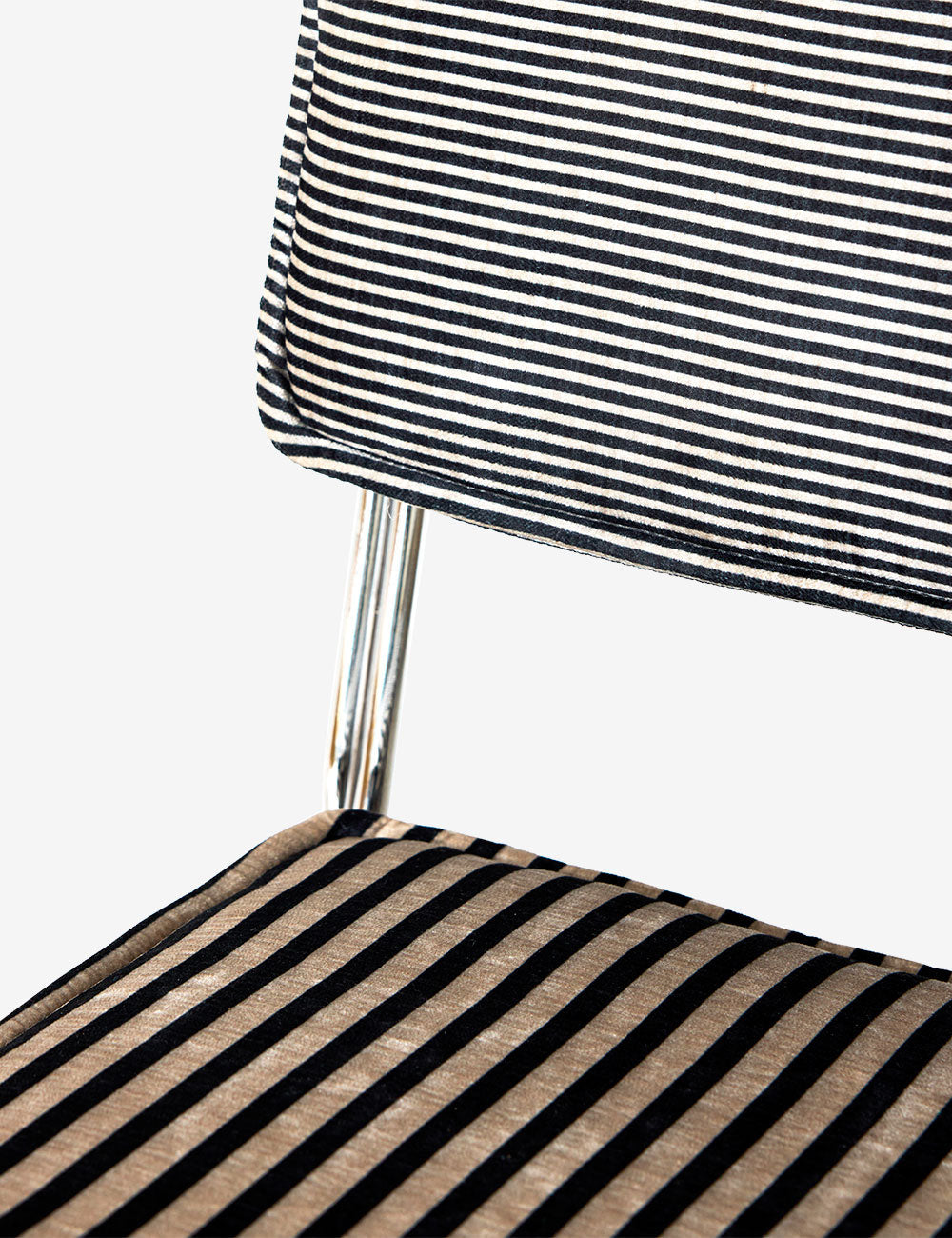 Endless dining chair