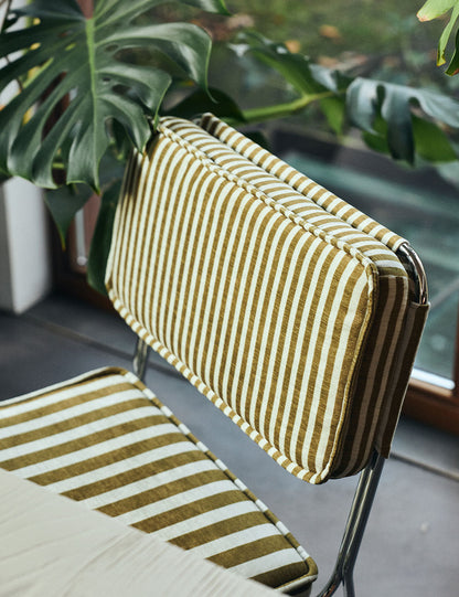 Endless dining chair
